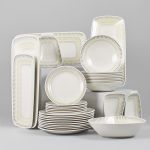 1110 8012 DINNER SET